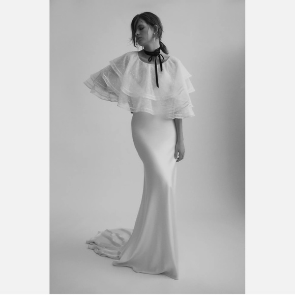 BHLDN Dresses & Skirts - NWT BHLDN FLORENCE TIERED BRIDAL TOPPER
